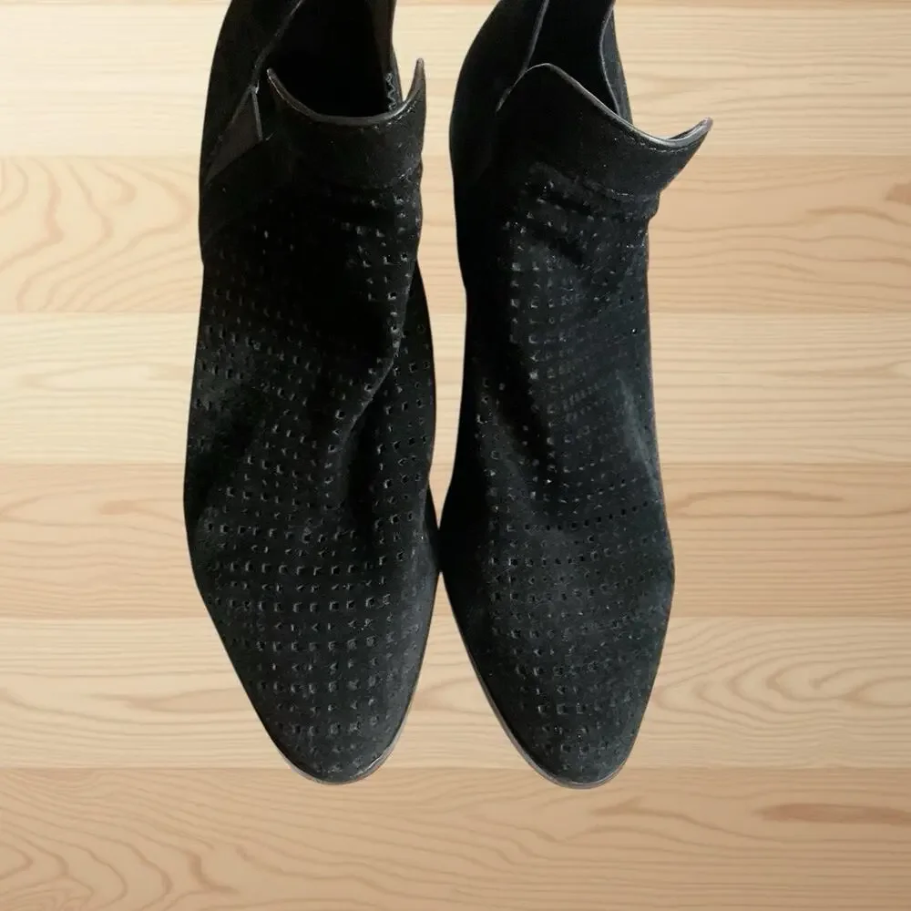 Sigerson‎ Morrison Booties SZ 7 Black Suede Leather Perforated Pattern Slip-on